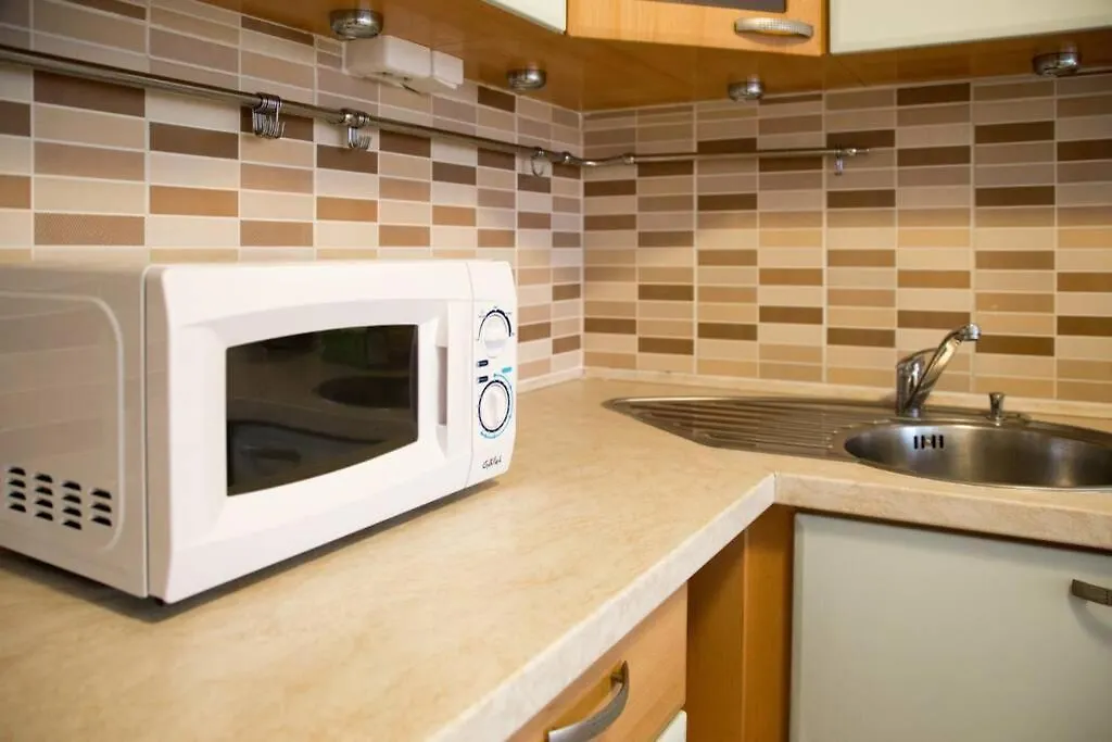 Modern Apartments - Airport 8Mins Prague
